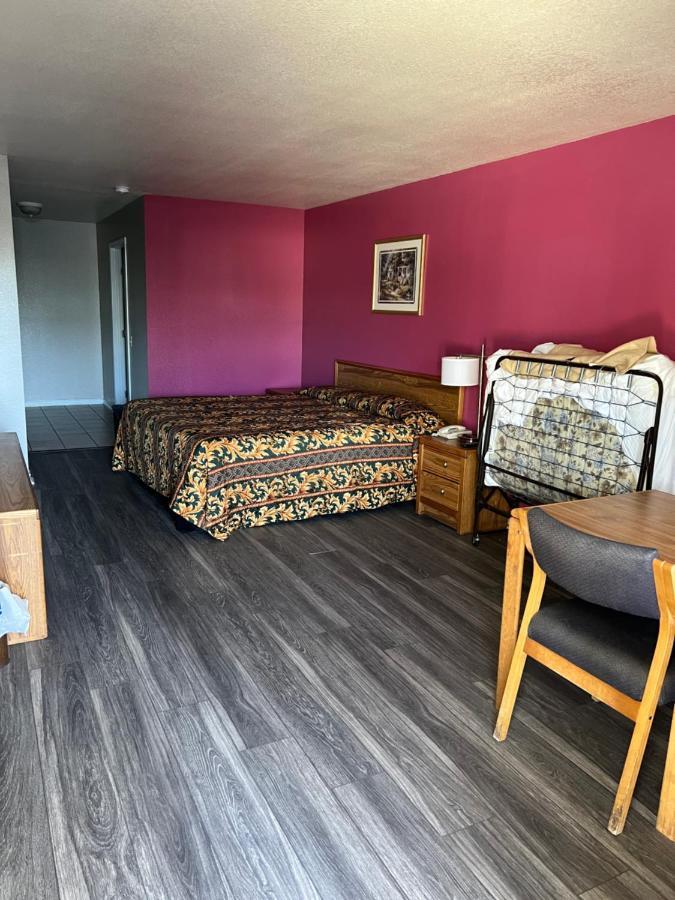 Country Inn Motel San Antonio Extérieur photo