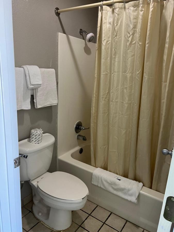 Country Inn Motel San Antonio Extérieur photo